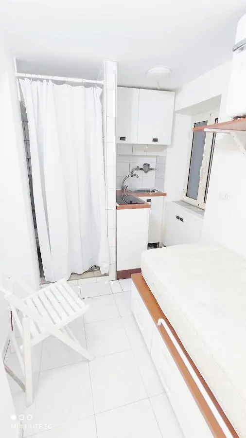 Monolocale In Centro Storico Apartment Naples Italy